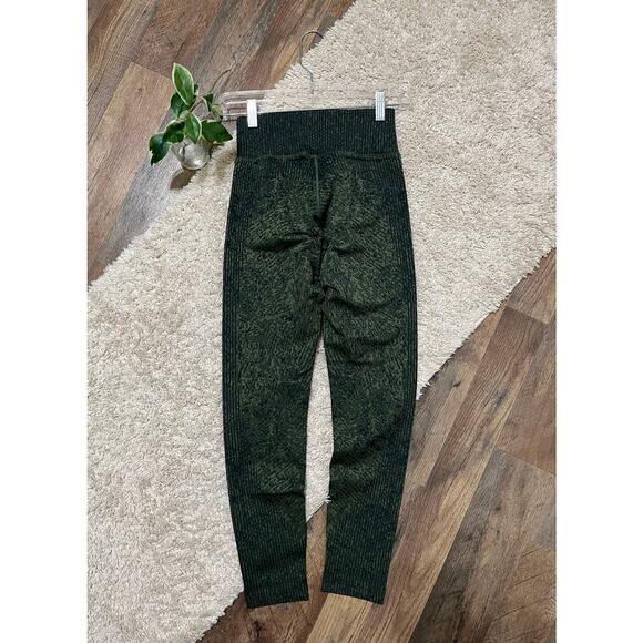 Lululemon Size 4 Rainforest Green Ebb To Train High Rise Seamless Leggings - Picture 4 of 6